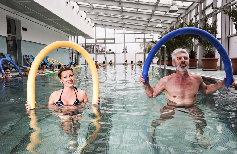 Aquavalz (skupinové cvičenie v bazéne)