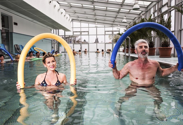 Aquavalz (skupinové cvičenie v bazéne)