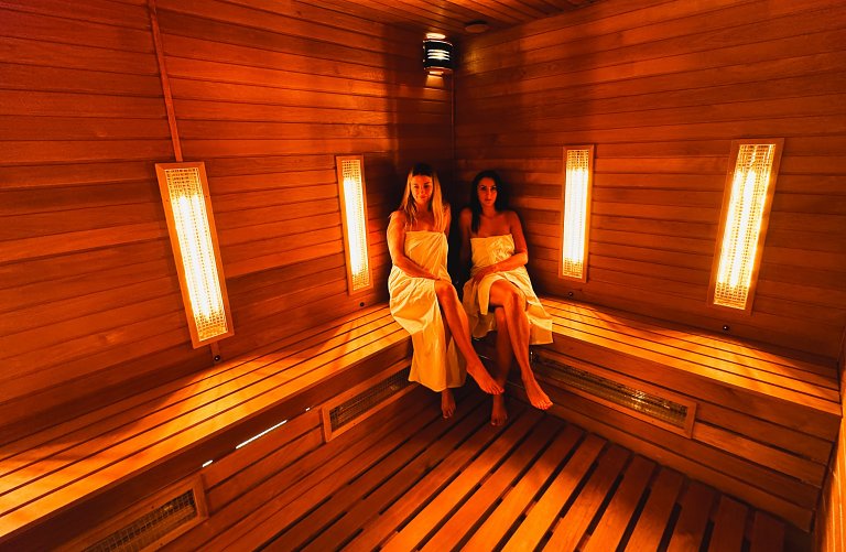 Fínska sauna a infrasauna
