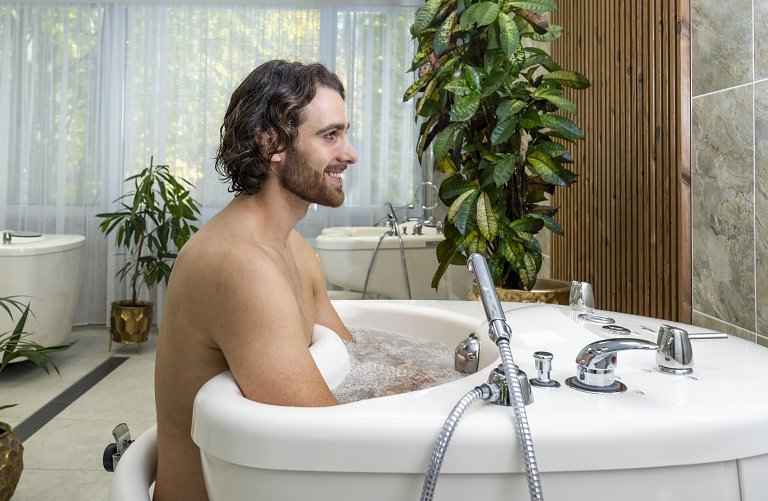 Kąpiel pęcherzykowa kończyn górnych